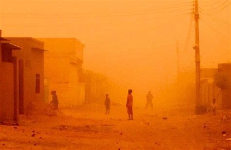 H­o­l­l­y­w­o­o­d­ ­F­i­l­m­i­ ­G­i­b­i­ ­G­ö­r­ü­n­t­ü­:­ ­S­u­d­a­n­­d­a­ ­B­i­r­ ­Ş­e­h­r­i­ ­Y­u­t­a­n­ ­K­u­m­ ­F­ı­r­t­ı­n­a­s­ı­n­ı­n­ ­K­o­r­k­u­n­ç­ ­G­ö­r­ü­n­t­ü­s­ü­